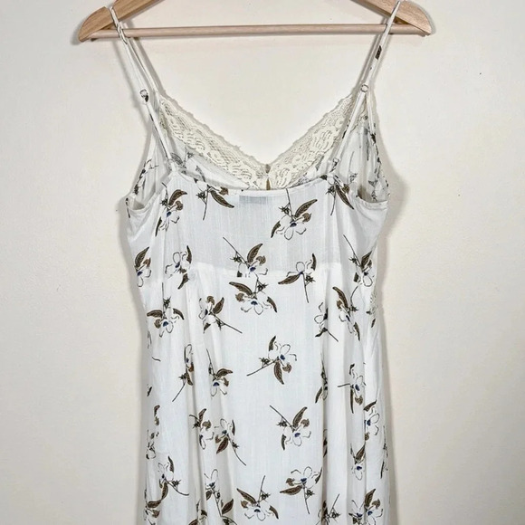 Lush Norstrom  Rack Midi Floral Dress - Picture 9 of 12